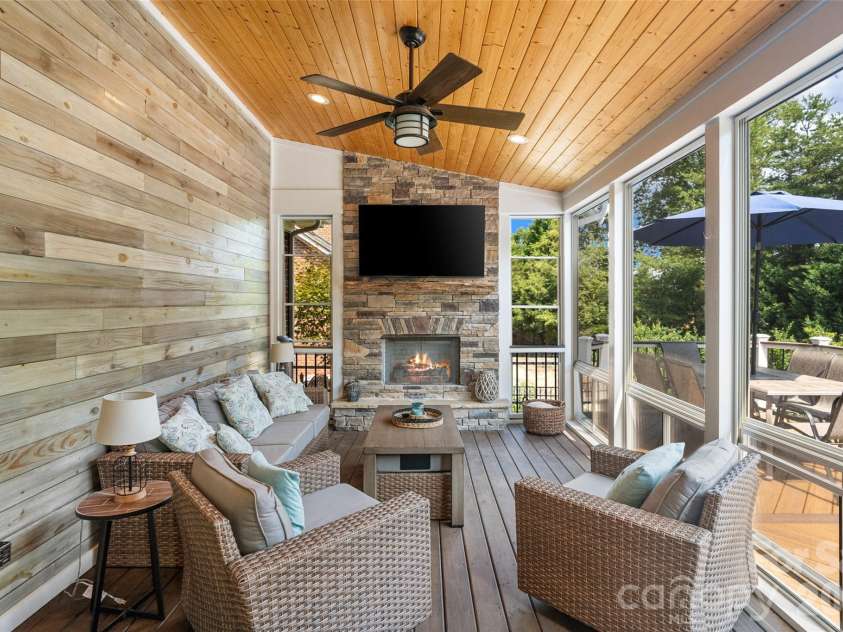 2604 Mchanna Point, Fort Mill, SC 29708.  MLS# CAR4415114, YatesRealty ID 44752. 