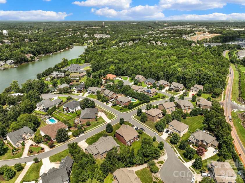 2604 Mchanna Point, Fort Mill, SC 29708.  MLS# CAR4415114, YatesRealty ID 44752. 