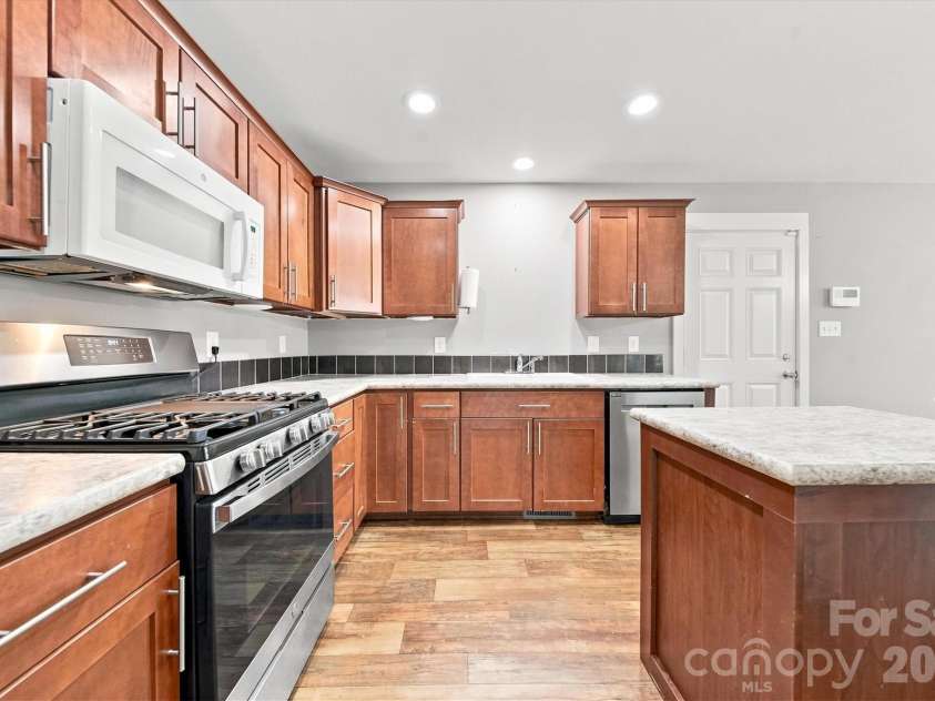 4262 Quarry Drive, Morganton, NC 28655.  MLS# CAR4415122, YatesRealty ID 44755. 