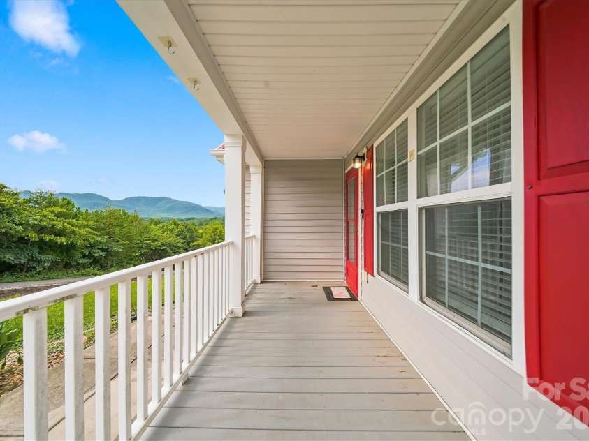 4262 Quarry Drive, Morganton, NC 28655.  MLS# CAR4415122, YatesRealty ID 44755. 