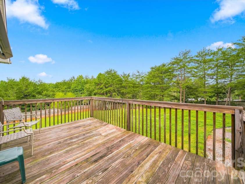 4262 Quarry Drive, Morganton, NC 28655.  MLS# CAR4415122, YatesRealty ID 44755. 