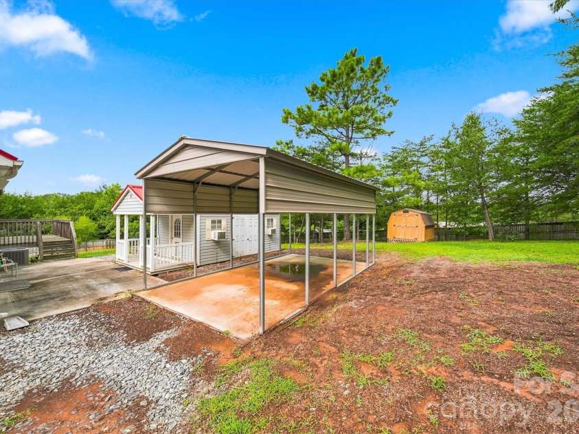 4262 Quarry Drive, Morganton, NC 28655.  MLS# CAR4415122, YatesRealty ID 44755. 