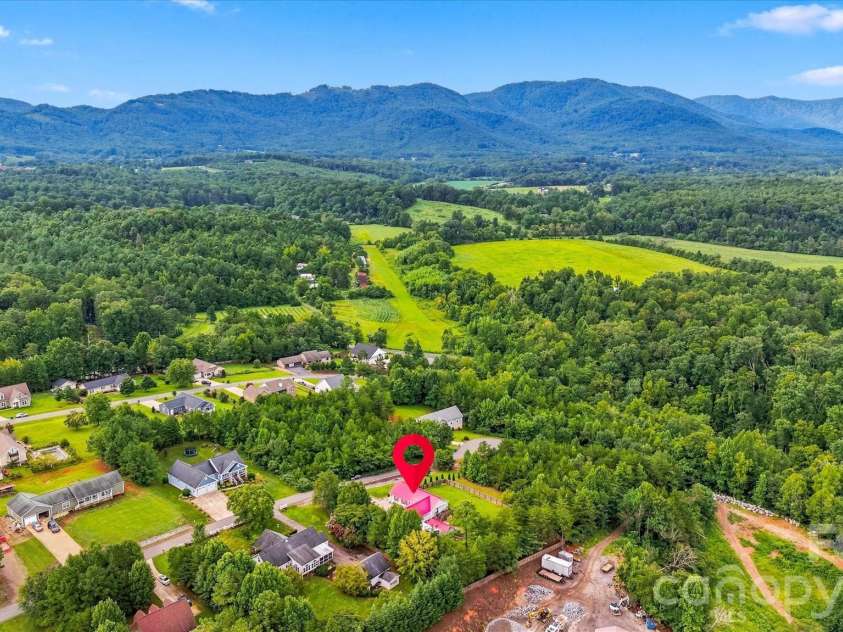 4262 Quarry Drive, Morganton, NC 28655.  MLS# CAR4415122, YatesRealty ID 44755. 