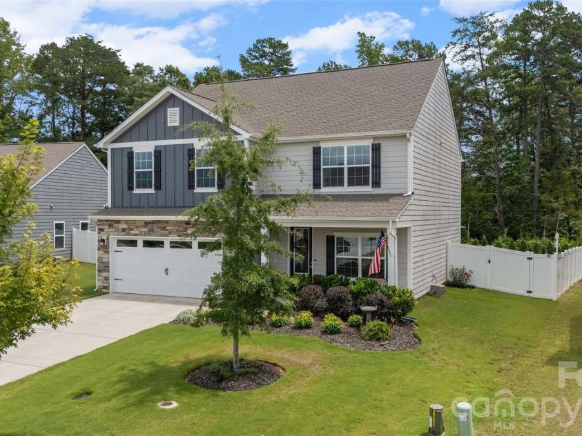 116 Tanner Loop, Troutman, NC 28166.  MLS# CAR4415126, YatesRealty ID 44756. 