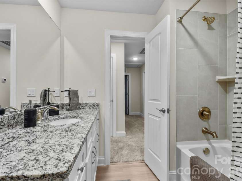 116 Tanner Loop, Troutman, NC 28166.  MLS# CAR4415126, YatesRealty ID 44756. 