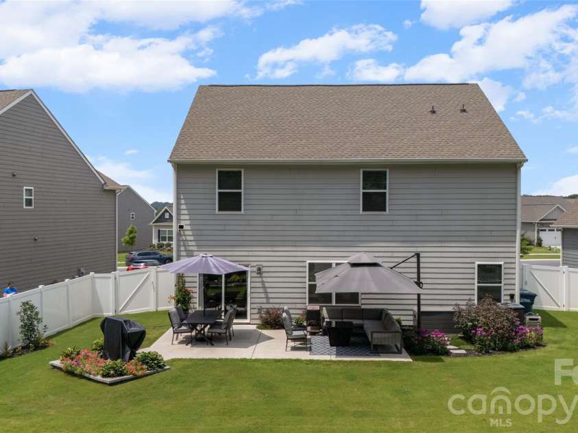 116 Tanner Loop, Troutman, NC 28166.  MLS# CAR4415126, YatesRealty ID 44756. 