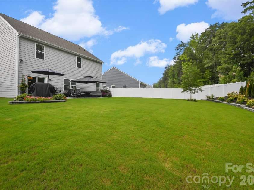 116 Tanner Loop, Troutman, NC 28166.  MLS# CAR4415126, YatesRealty ID 44756. 