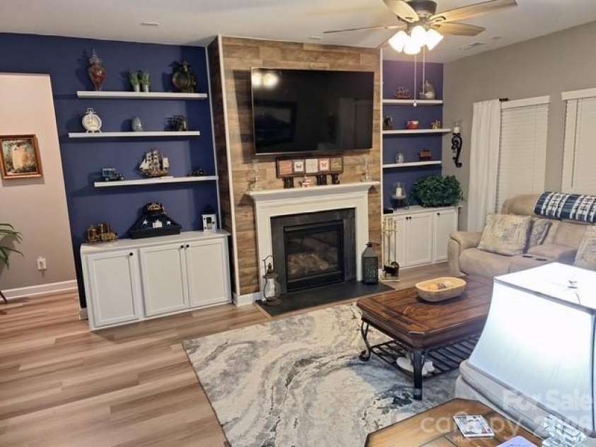 5134 Turtle Creek Drive, Denver, NC 28037.  MLS# CAR4415062, YatesRealty ID 44758. Lovely built in and floating shelves