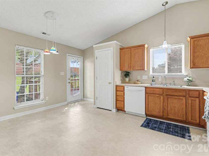 109 Brookstone Drive, Mount Holly, NC 28120.  MLS# CAR4384206, YatesRealty ID 44759. 