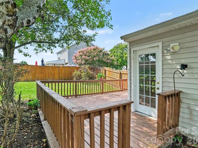 109 Brookstone Drive, Mount Holly, NC 28120.  MLS# CAR4384206, YatesRealty ID 44759. 