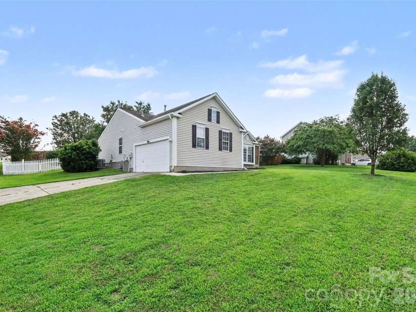 109 Brookstone Drive, Mount Holly, NC 28120.  MLS# CAR4384206, YatesRealty ID 44759. 