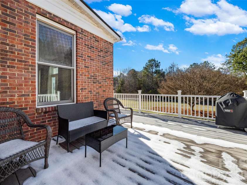 970 Oxford Drive, Rock Hill, SC 29732.  MLS# CAR4337504, YatesRealty ID 4476. Deck area 