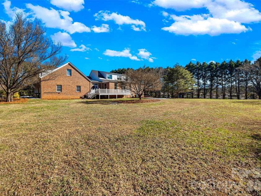 970 Oxford Drive, Rock Hill, SC 29732.  MLS# CAR4337504, YatesRealty ID 4476. Wooded and private backyard