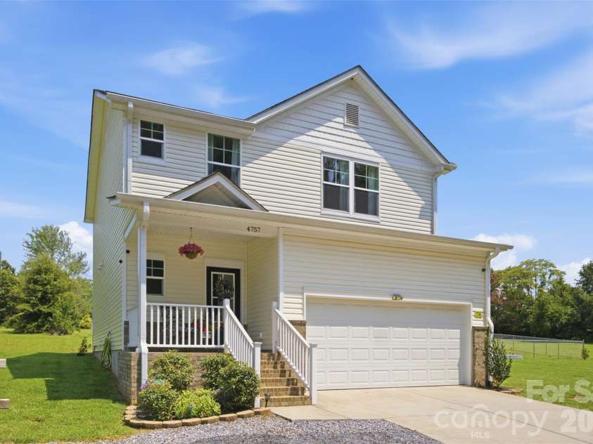 4757 Lama Lane, Lincolnton, NC 28092.  MLS# CAR4413998, YatesRealty ID 44760. 