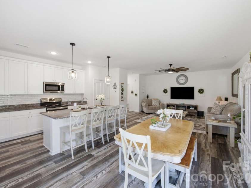 4757 Lama Lane, Lincolnton, NC 28092.  MLS# CAR4413998, YatesRealty ID 44760. 
