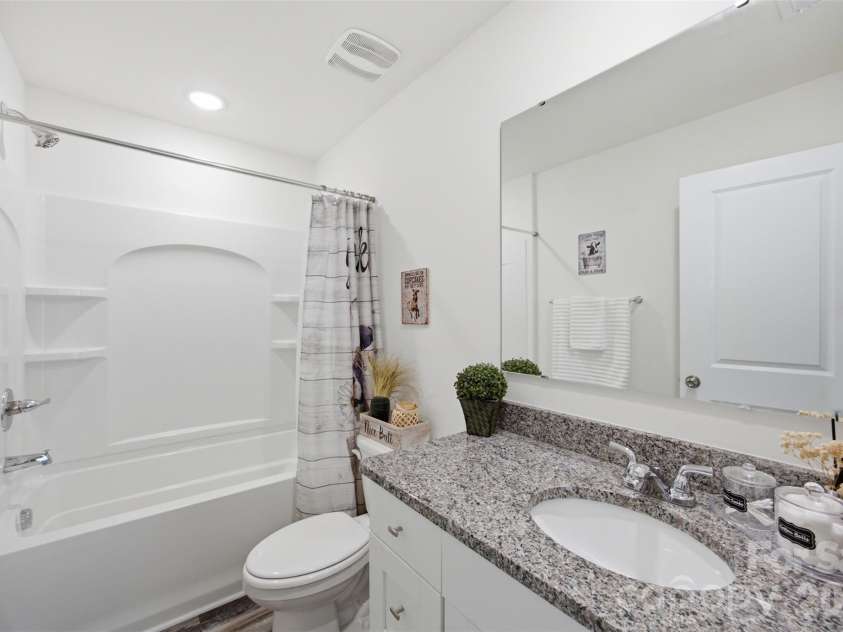 4757 Lama Lane, Lincolnton, NC 28092.  MLS# CAR4413998, YatesRealty ID 44760. 