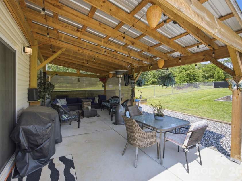 4757 Lama Lane, Lincolnton, NC 28092.  MLS# CAR4413998, YatesRealty ID 44760. 