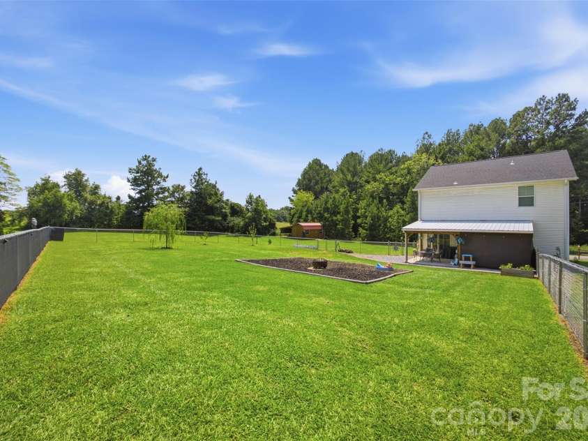 4757 Lama Lane, Lincolnton, NC 28092.  MLS# CAR4413998, YatesRealty ID 44760. 