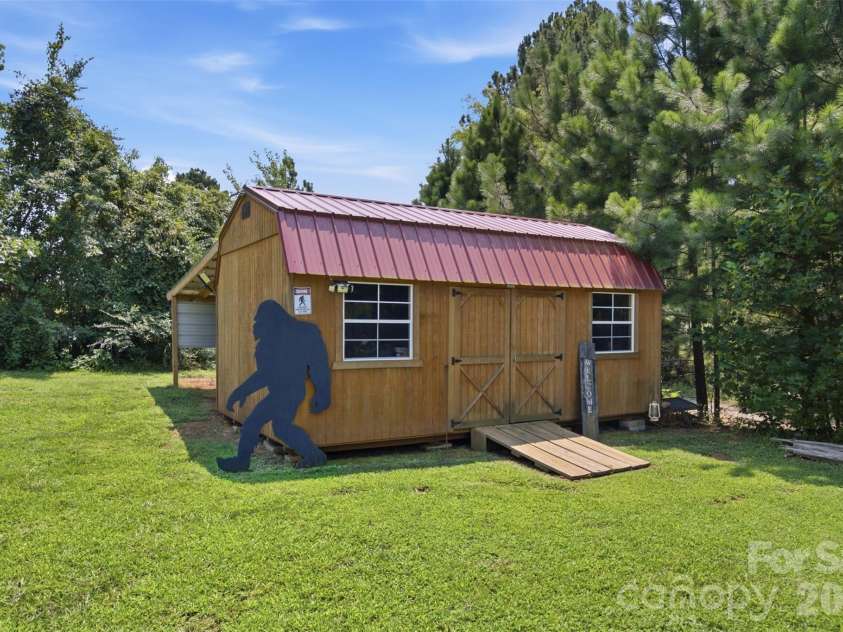 4757 Lama Lane, Lincolnton, NC 28092.  MLS# CAR4413998, YatesRealty ID 44760. 