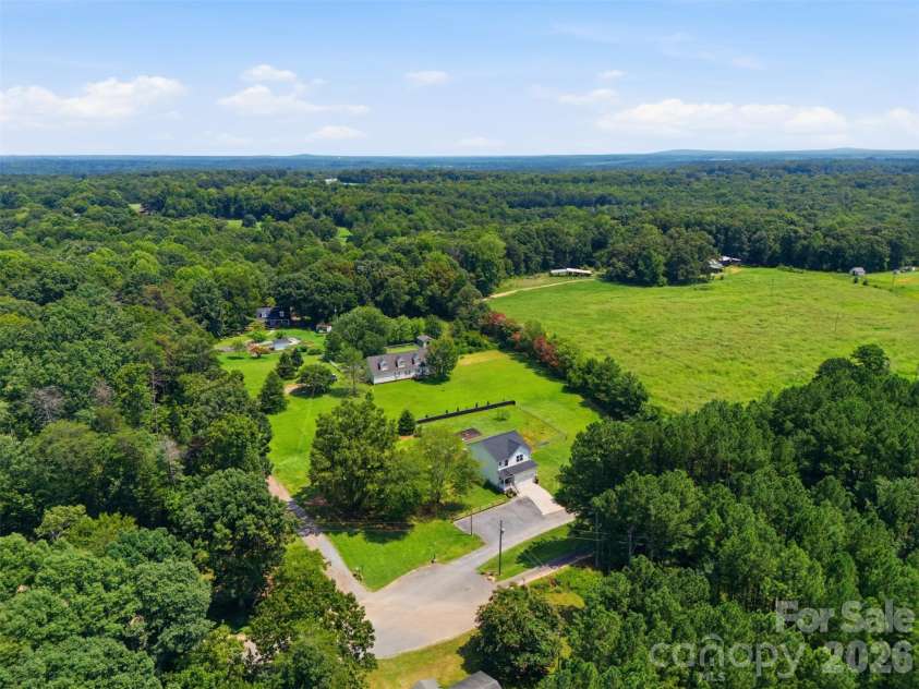 4757 Lama Lane, Lincolnton, NC 28092.  MLS# CAR4413998, YatesRealty ID 44760. 