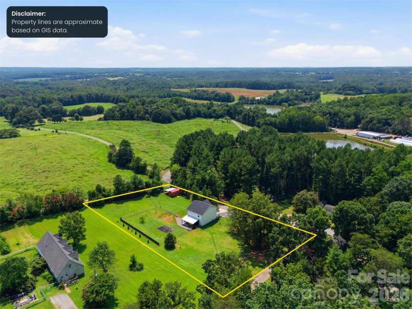 4757 Lama Lane, Lincolnton, NC 28092.  MLS# CAR4413998, YatesRealty ID 44760. 