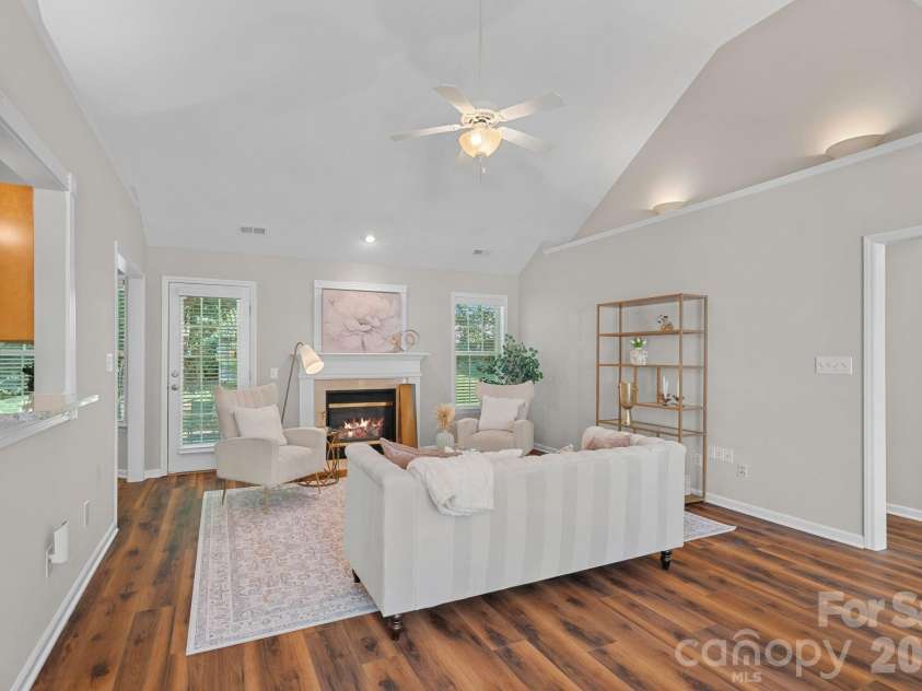 7219 Oxford Hunt Drive, Stanley, NC 28164.  MLS# CAR4408764, YatesRealty ID 44763. 