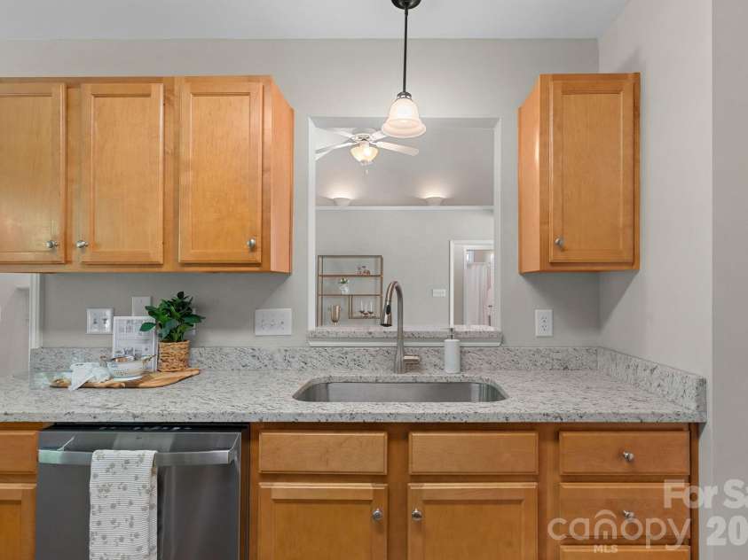 7219 Oxford Hunt Drive, Stanley, NC 28164.  MLS# CAR4408764, YatesRealty ID 44763. 
