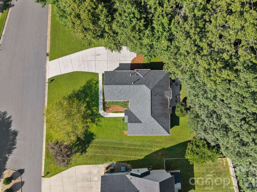 7219 Oxford Hunt Drive, Stanley, NC 28164.  MLS# CAR4408764, YatesRealty ID 44763. 