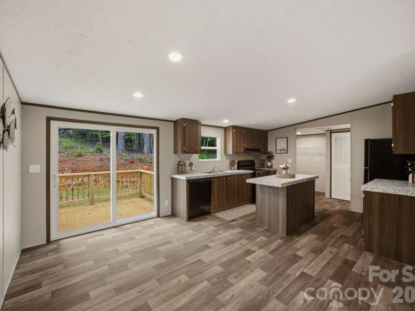 3150 Mariposa Lane, Morganton, NC 28655.  MLS# CAR4413812, YatesRealty ID 44767. 