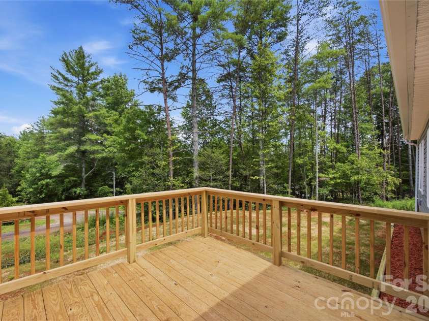 3150 Mariposa Lane, Morganton, NC 28655.  MLS# CAR4413812, YatesRealty ID 44767. 