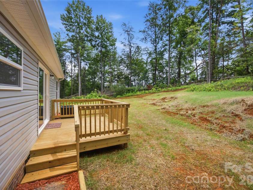 3150 Mariposa Lane, Morganton, NC 28655.  MLS# CAR4413812, YatesRealty ID 44767. 