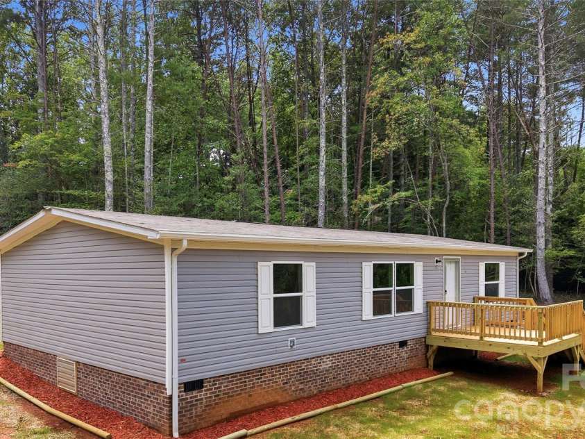3150 Mariposa Lane, Morganton, NC 28655.  MLS# CAR4413812, YatesRealty ID 44767. 