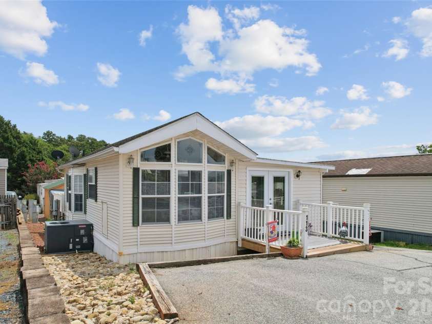 113 Dare Lane, New London, NC 28127.  MLS# CAR4414195, YatesRealty ID 44768. 