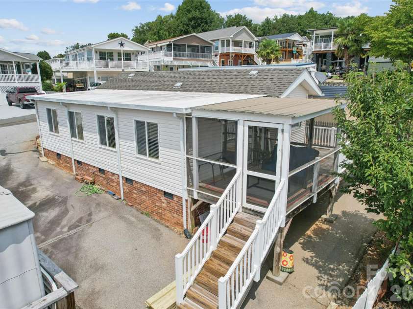 113 Dare Lane, New London, NC 28127.  MLS# CAR4414195, YatesRealty ID 44768. 