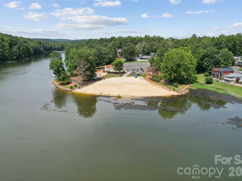 113 Dare Lane, New London, NC 28127.  MLS# CAR4414195, YatesRealty ID 44768. 