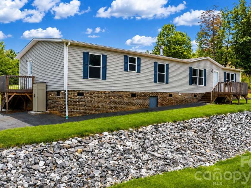 4223 Gouge Avenue, Morganton, NC 28655.  MLS# CAR4392702, YatesRealty ID 44770. 