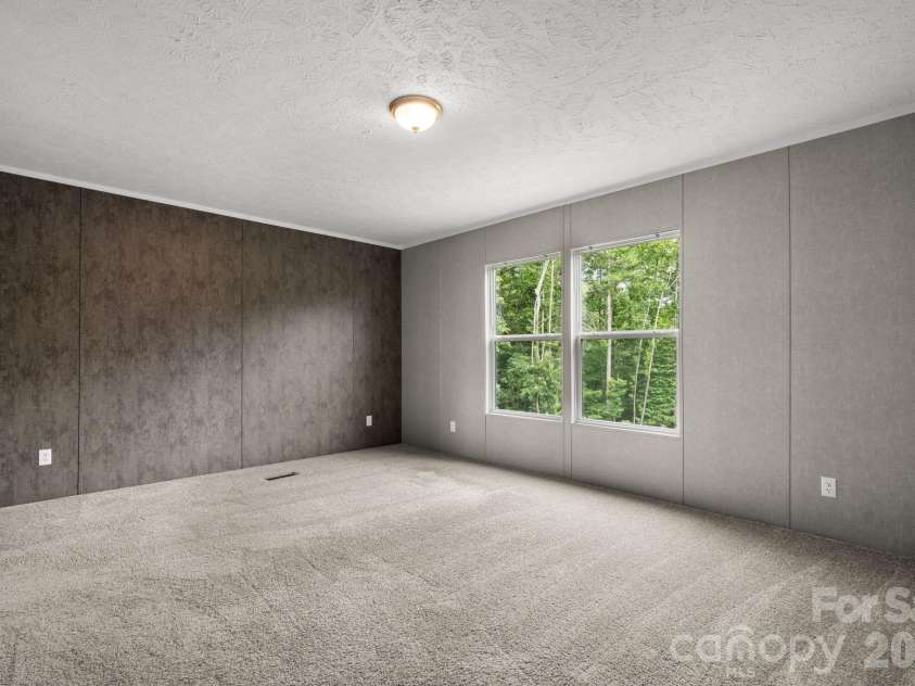 4223 Gouge Avenue, Morganton, NC 28655.  MLS# CAR4392702, YatesRealty ID 44770. Primary Ensuite