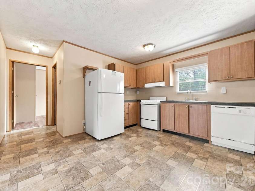 8660 Hollywood Drive, Connelly Springs, NC 28612.  MLS# CAR4415157, YatesRealty ID 44771. 