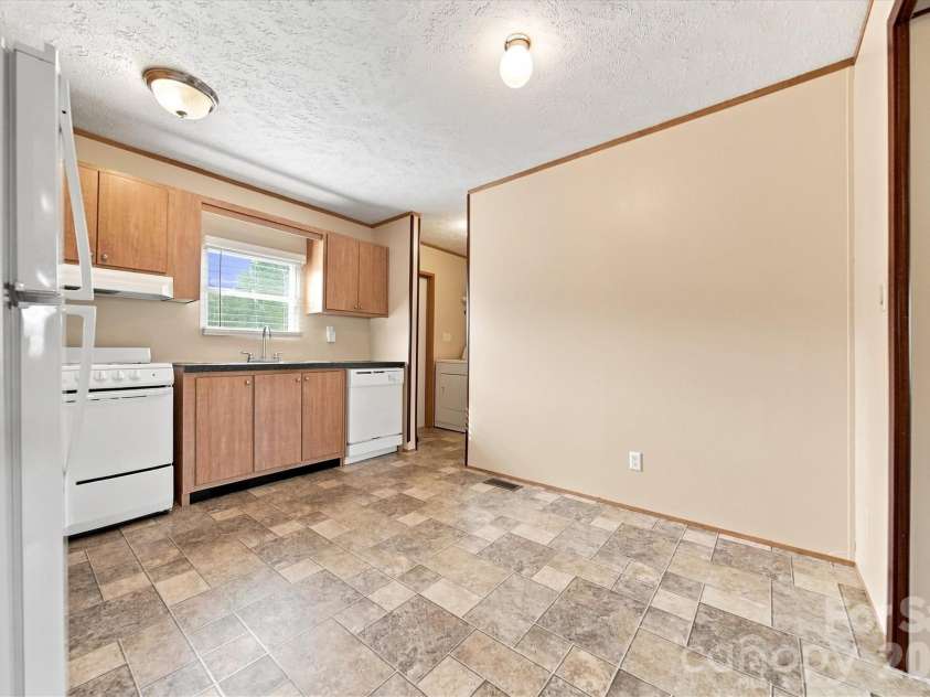 8660 Hollywood Drive, Connelly Springs, NC 28612.  MLS# CAR4415157, YatesRealty ID 44771. 