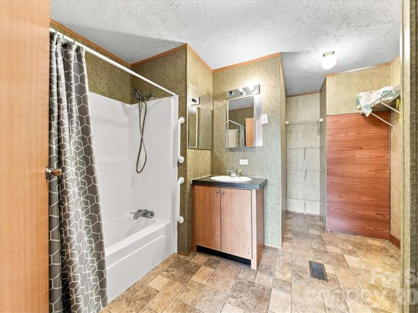 8660 Hollywood Drive, Connelly Springs, NC 28612.  MLS# CAR4415157, YatesRealty ID 44771. 