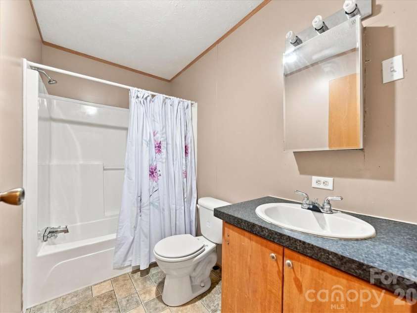 8660 Hollywood Drive, Connelly Springs, NC 28612.  MLS# CAR4415157, YatesRealty ID 44771. 