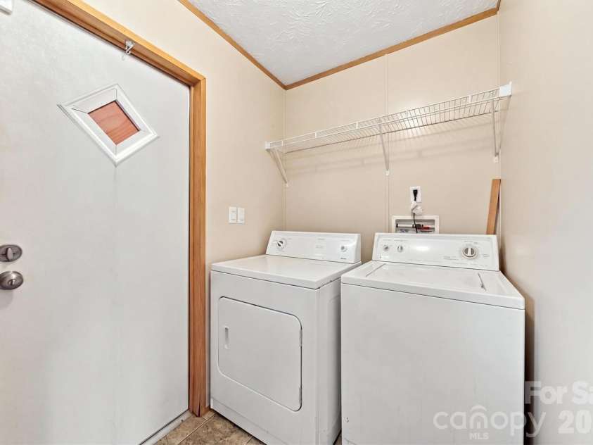 8660 Hollywood Drive, Connelly Springs, NC 28612.  MLS# CAR4415157, YatesRealty ID 44771. 