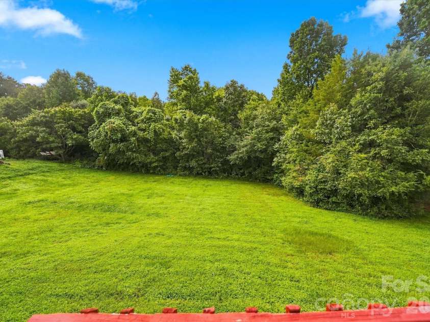 8660 Hollywood Drive, Connelly Springs, NC 28612.  MLS# CAR4415157, YatesRealty ID 44771. 