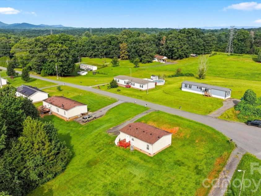 8660 Hollywood Drive, Connelly Springs, NC 28612.  MLS# CAR4415157, YatesRealty ID 44771. 