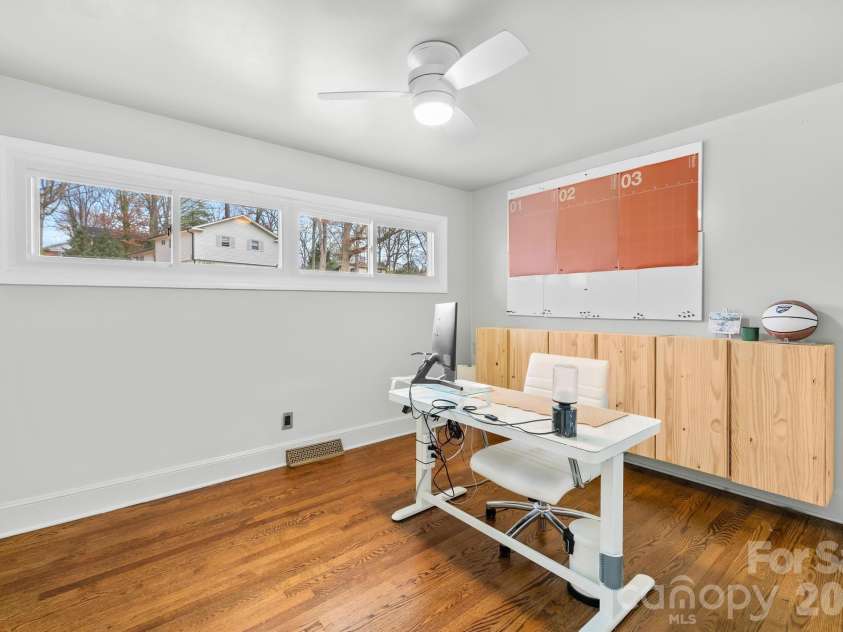 6240 Candlewood Drive, Charlotte, NC 28210.  MLS# CAR4414036, YatesRealty ID 44772. 