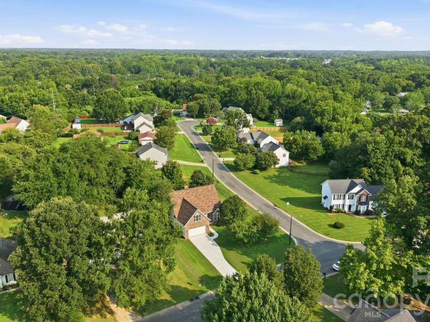 1000 Barbee Farm Drive, Monroe, NC 28110.  MLS# CAR4414823, YatesRealty ID 44773. 