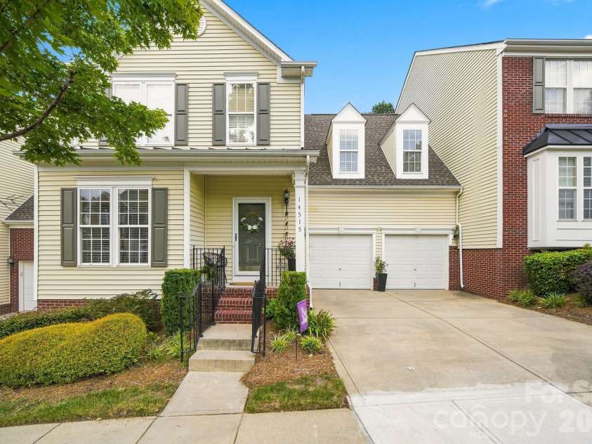 14515 Greenpoint Lane, Huntersville, NC 28078.  MLS# CAR4414914, YatesRealty ID 44774. 