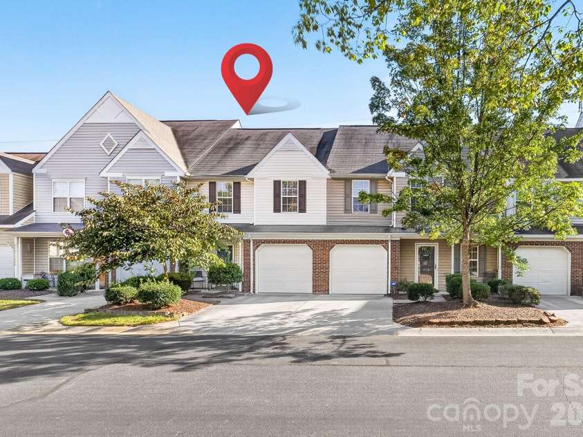 9712 Elizabeth Townes Lane, Charlotte, NC 28277.  MLS# CAR4413149, YatesRealty ID 44778. 