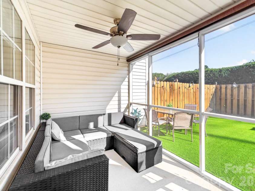 9712 Elizabeth Townes Lane, Charlotte, NC 28277.  MLS# CAR4413149, YatesRealty ID 44778. 