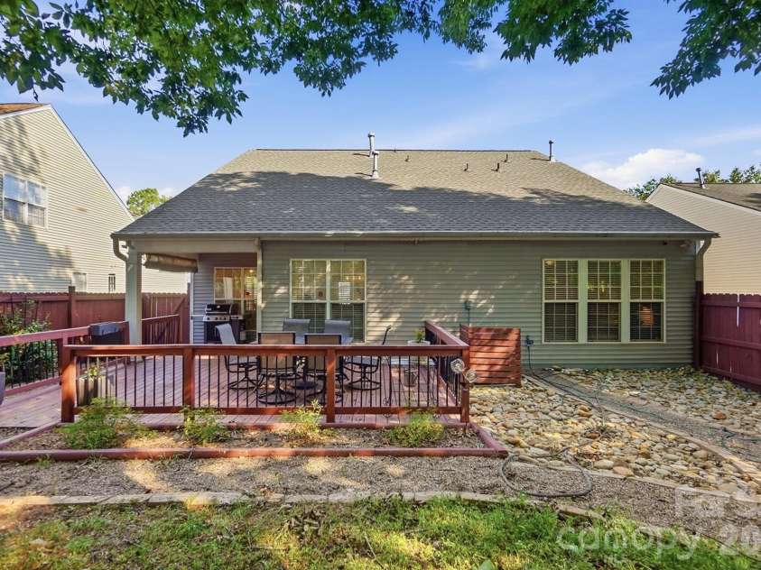 8530 Heron Glen Drive, Charlotte, NC 28269.  MLS# CAR4410893, YatesRealty ID 44779. Back View